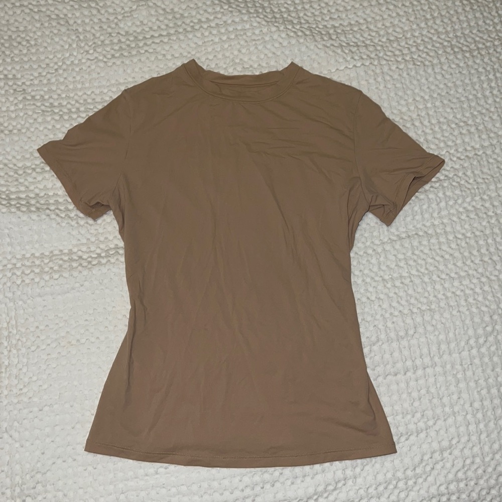 Skims fits everybody tee